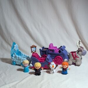 Fisher Price Little People Frozen - Anna, Elsa, Sven, Olaf And Kristof